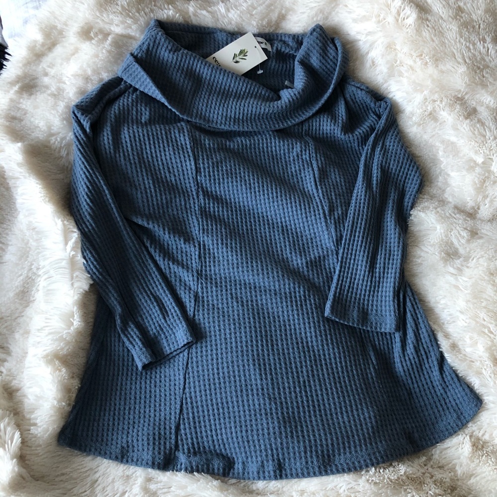 Blue waffle knit cowl knit top 💙